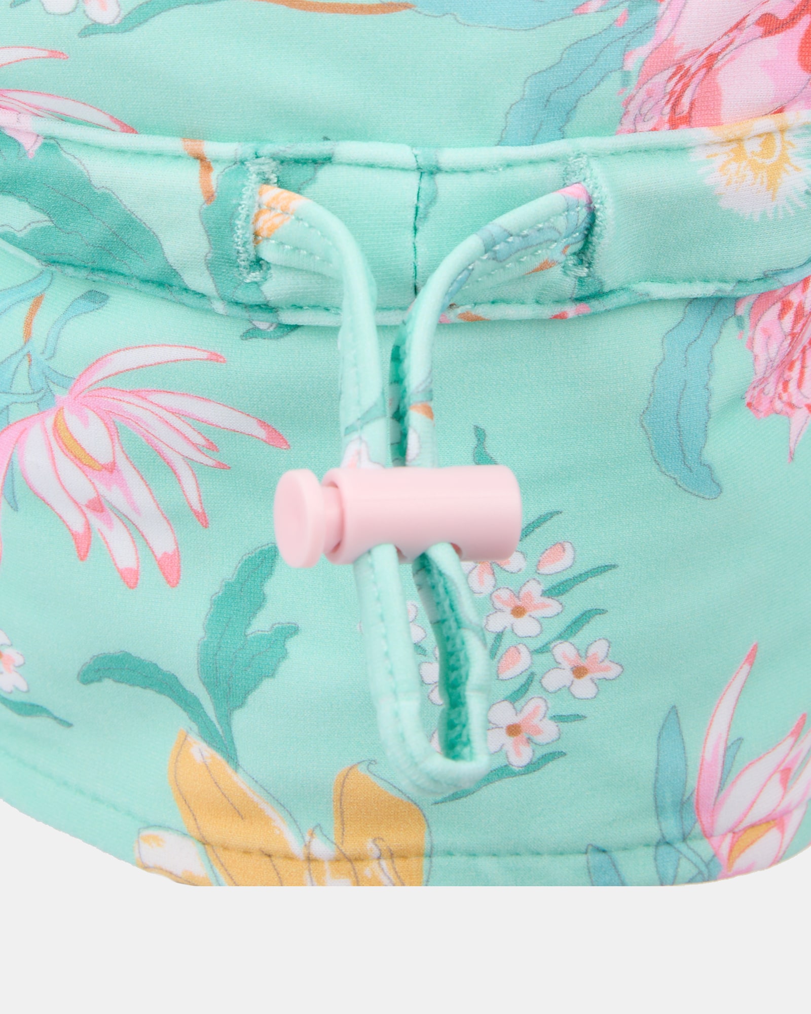 Seamless Comfort and Durable Sun Protection