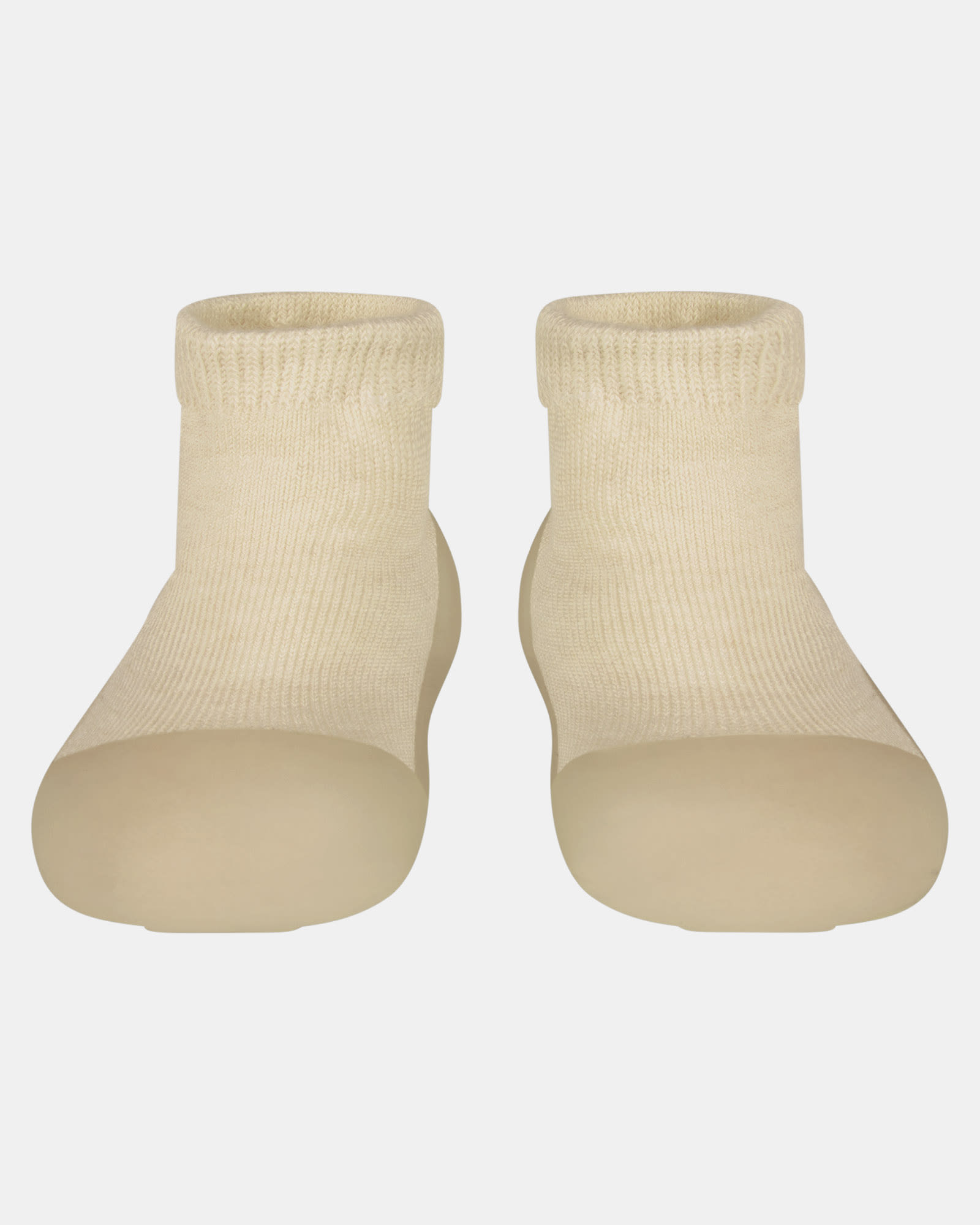 Keep Little Feet Warm and Comfortable Outdoors