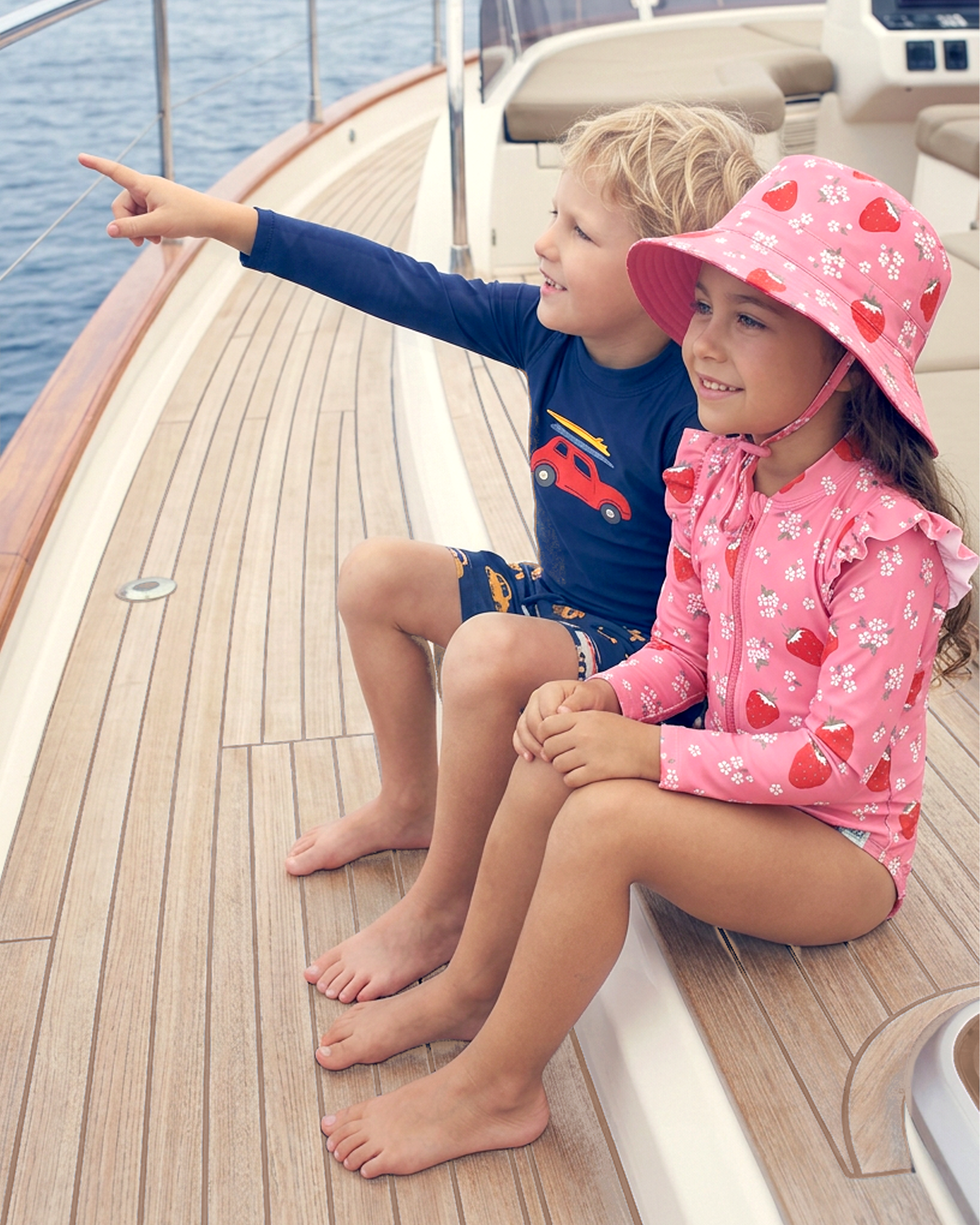 Secure Sunhat Stays Put During Play