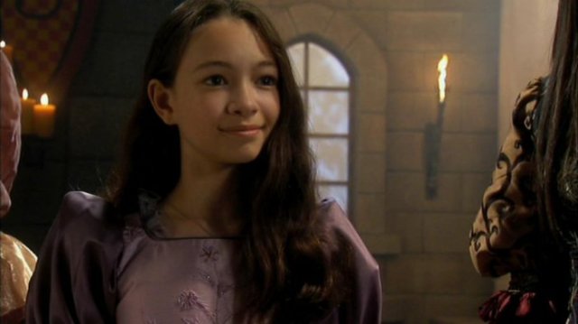 Jodelle Ferland hot lady picture