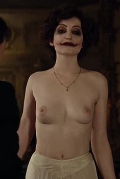 Лолита Милявская в эро белье для журнала «Пингвин», 2005