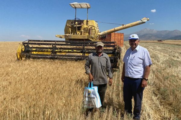 Başkan Ahmet Demir’den çiftçilerimize ziyaret