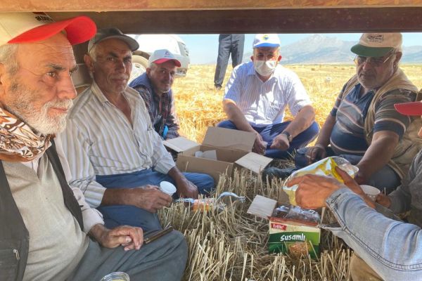 Başkan Ahmet Demir’den çiftçilerimize ziyaret