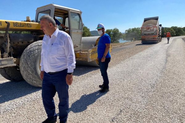 Kızılöz Mahallemizin Göksu Turizm Yolu bağlantı yolu asfaltlandı.