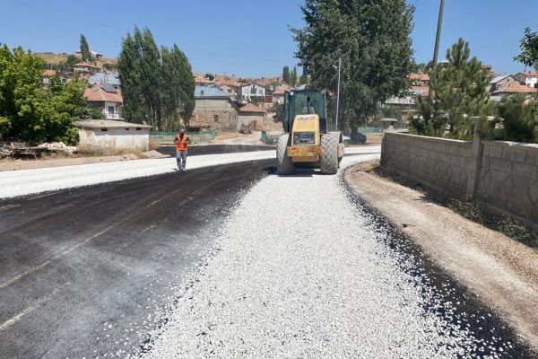 Kızılöz Mahallemiz de bağlantı yolu asfaltlanarak hizmete sunuldu