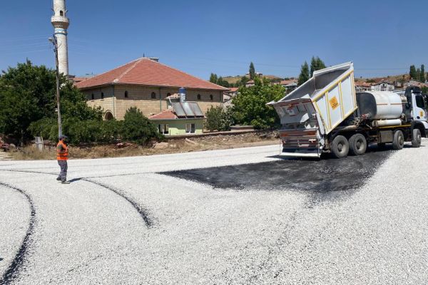 Kızılöz Mahallemiz de bağlantı yolu asfaltlanarak hizmete sunuldu