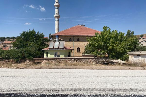 Kızılöz Mahallemiz de bağlantı yolu asfaltlanarak hizmete sunuldu