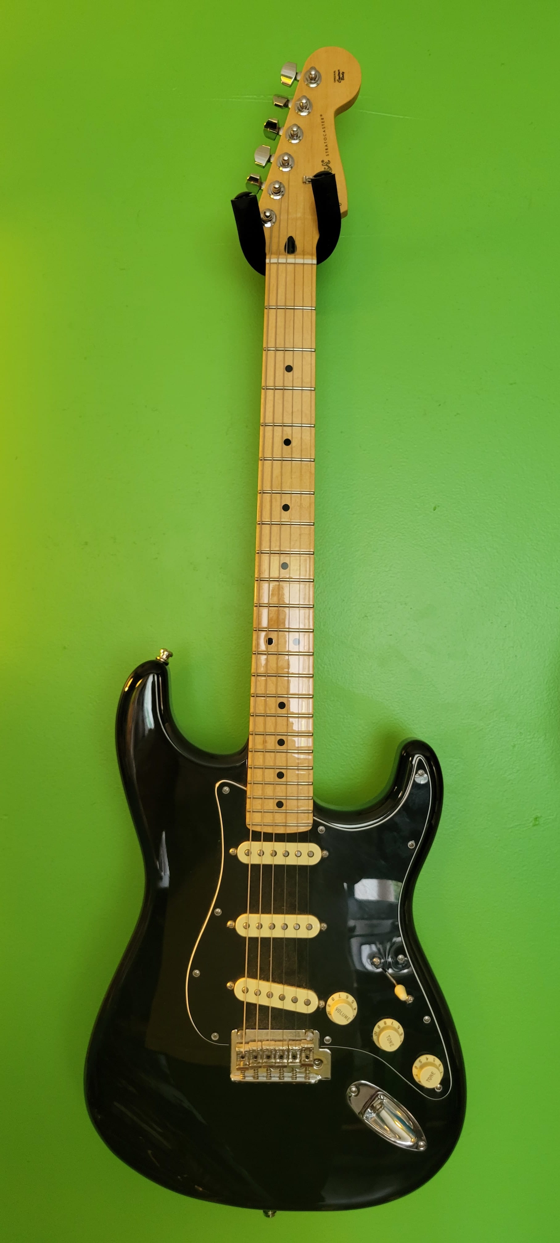 1999 fender stratocaster