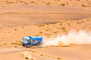 Фотографии Грузовики KAMAZ Ралли 303 SilkWay