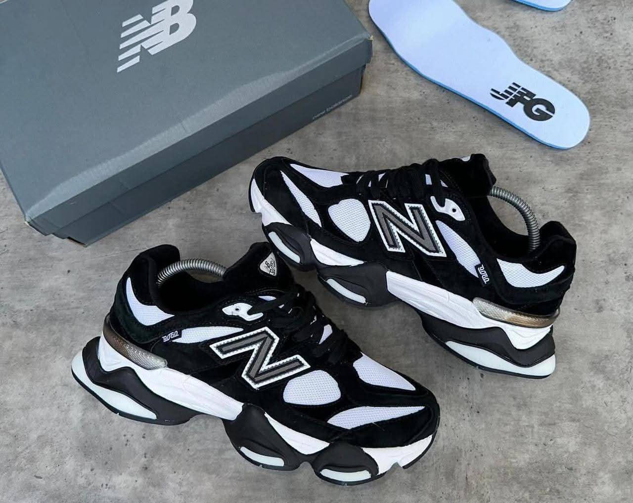 New balance 9060 black white