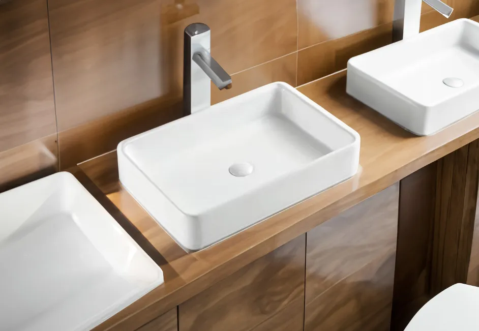 Tampa sink in a well lit, modern bathroom