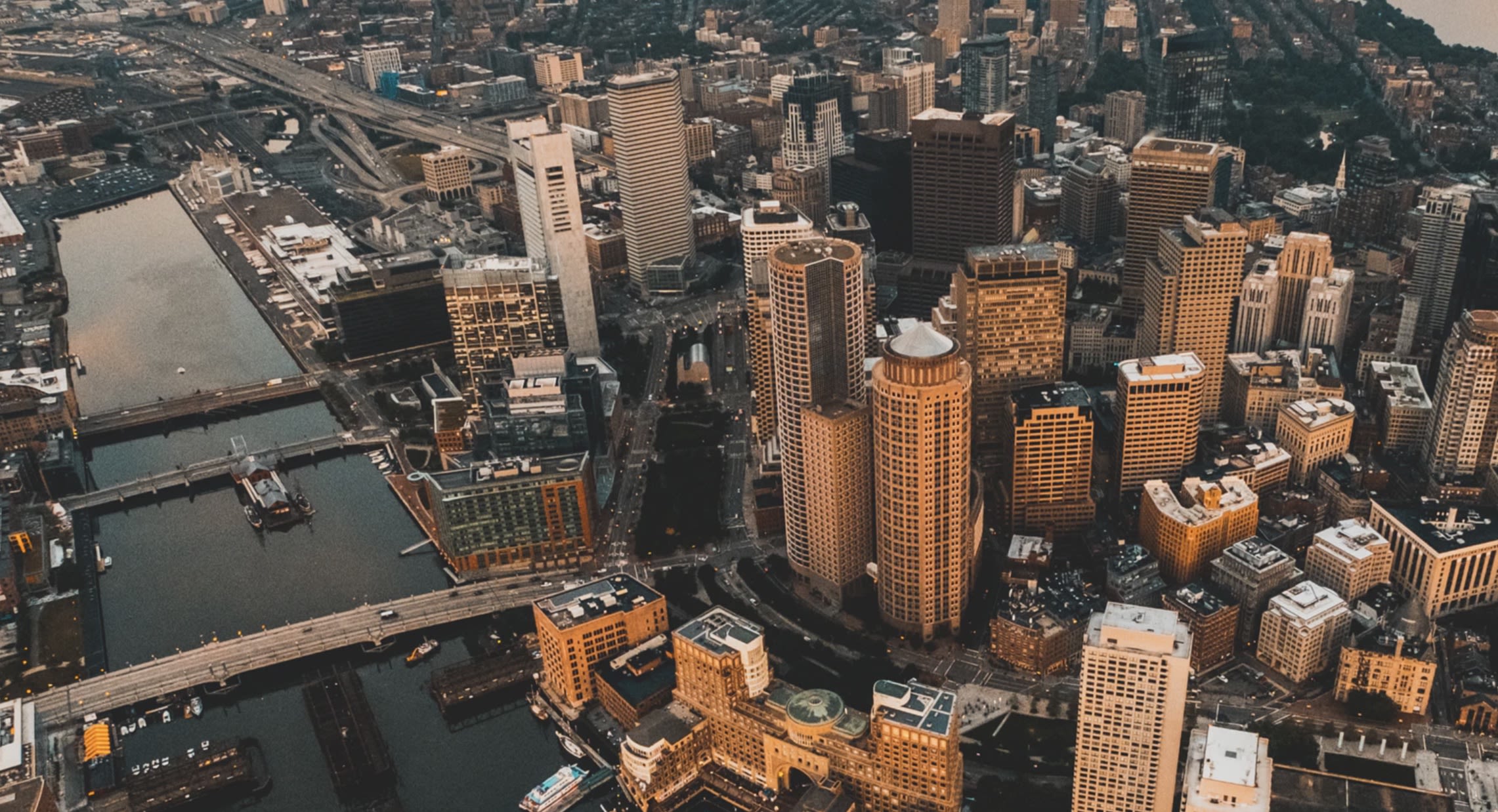 //res.cloudinary.com/dwj7tpzgf/image/upload/f_auto/auto-mapping-folder/boston.jpg