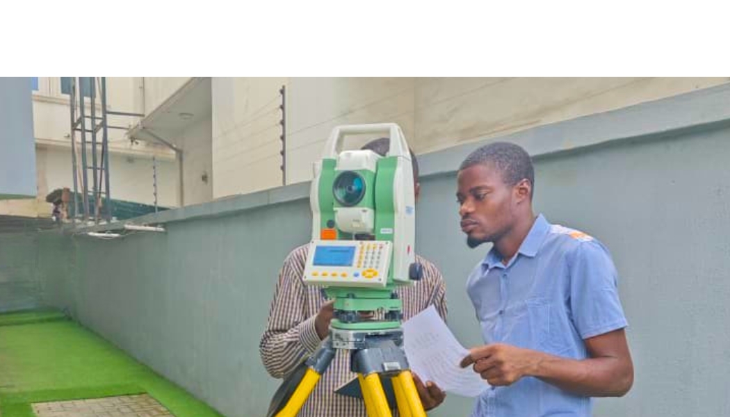 Are Total Stations Becoming Obsolete? Why Hybrid GNSS–Total Station Systems Are the Future of Surveying