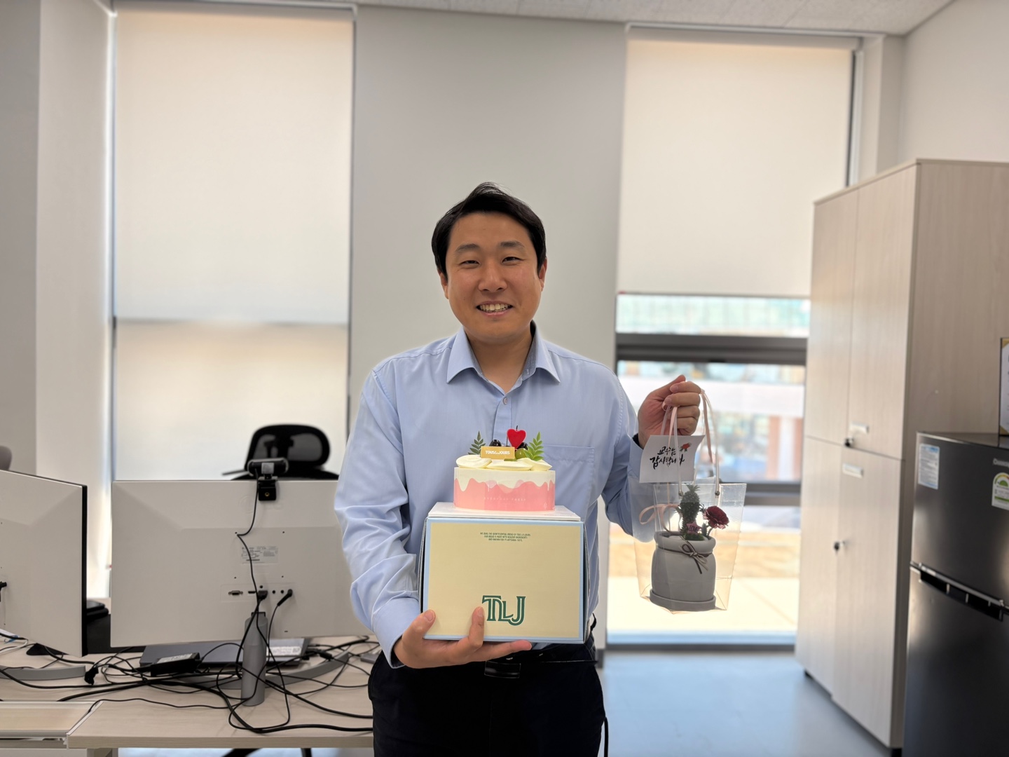 PNLAB 서동한교수님 스승의 날 축하드립니다! 🎉