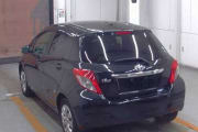 TOYOTA VITZ preview 3