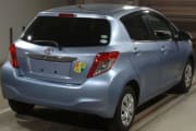 TOYOTA VITZ preview 2
