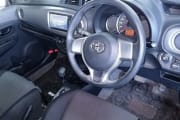 TOYOTA VITZ preview 2