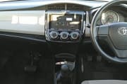 TOYOTA COROLLA AXIO preview 3