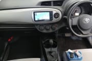 TOYOTA VITZ preview 3