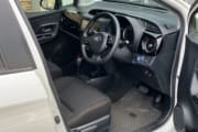 TOYOTA VITZ preview 3