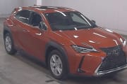 LEXUS UX preview 1