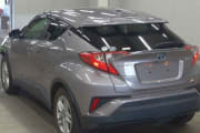TOYOTA C-HR preview 1