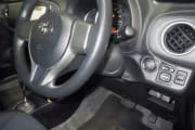 TOYOTA VITZ preview 3