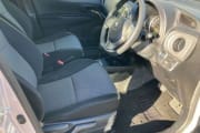TOYOTA VITZ preview 3
