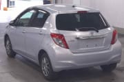 TOYOTA VITZ preview 2