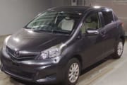 TOYOTA VITZ preview 2