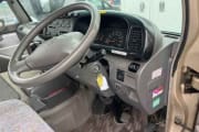 TOYOTA COASTER preview 3