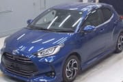 TOYOTA YARIS preview 1