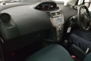 TOYOTA VITZ preview 3