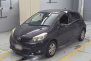TOYOTA VITZ preview 2