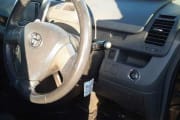 TOYOTA VOXY preview 3