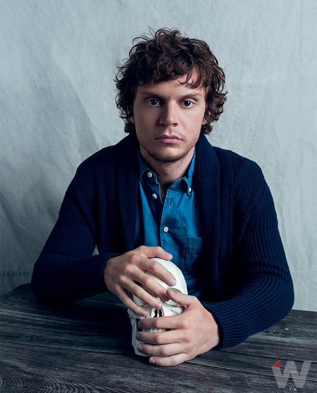 http://res.cloudinary.com/dxa1gzehy/image/upload/v1581761584/American-Horror-Story_Evan_Peters_002004.jpg