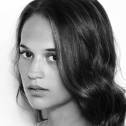 Alicia Vikander