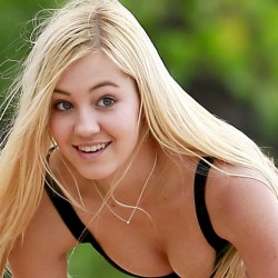Ava Sambora