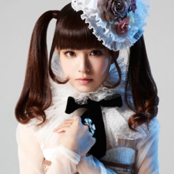 Luna Haruna