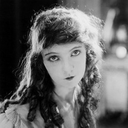 Lillian Gish