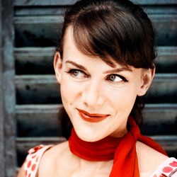 Anna Depenbusch