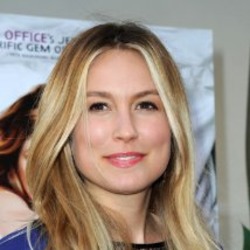 Sarah Carter