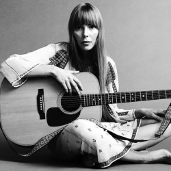 Joni Mitchell