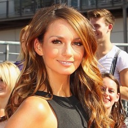 Ricki-Lee Coulter