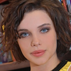 Bruna Linzmeyer
