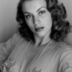 Linda Christian