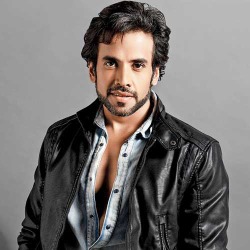 Tusshar Kapoor