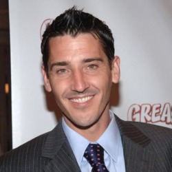 Jonathan Knight