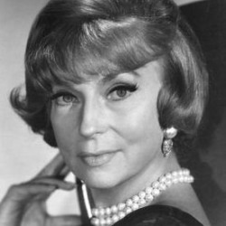 Agnes Moorehead