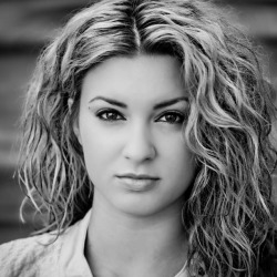 Tori Kelly